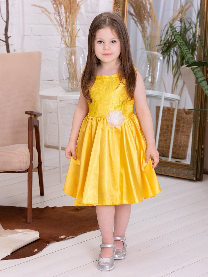 Жёлтое платье для девочки