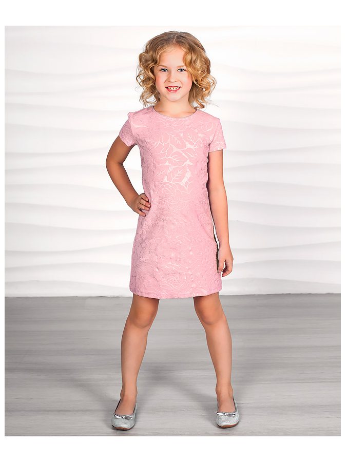 Светло-розовое платье для девочки