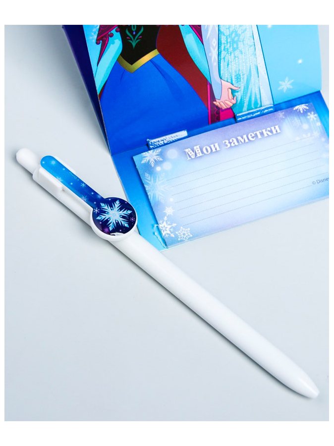 Ручка пластиковая на открытке с бумажным блоком "Волшебство рядом"