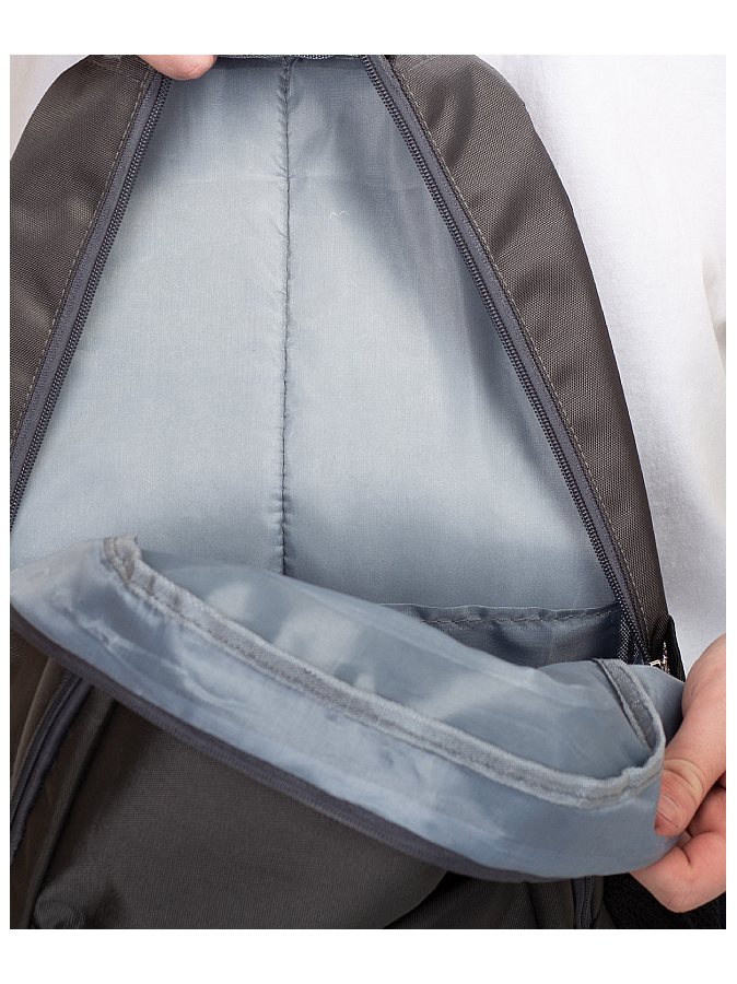 Рюкзак школьный серого цвета