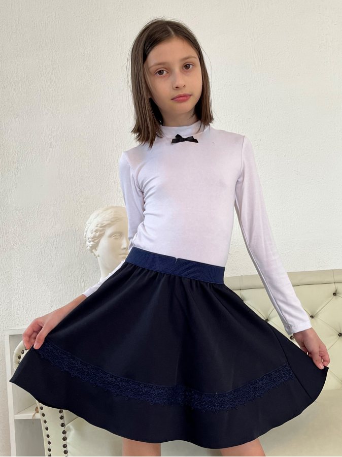 Школьная синяя юбка с кружевом для девочки