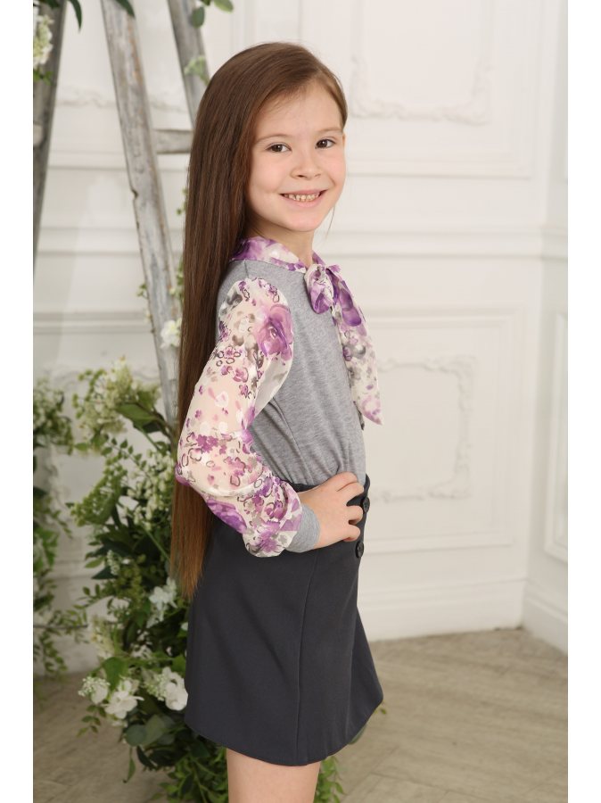 Серый джемпер(блузка)для девочки с бантом-галстуком