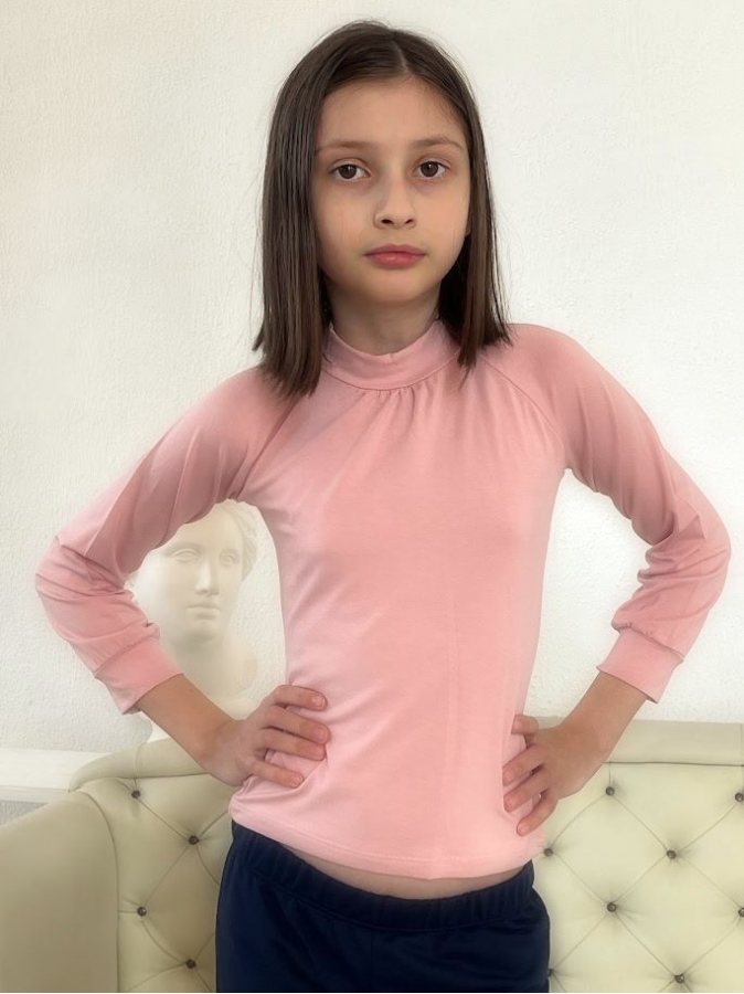 Школьная водолазка (блузка) для девочки розового цвета