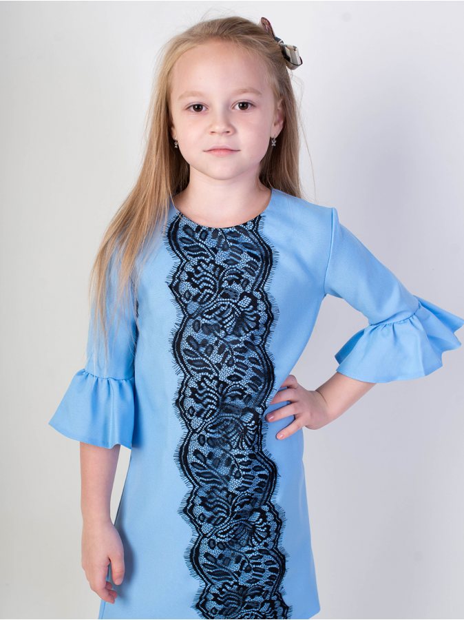 Голубое платье для девочки с воланами