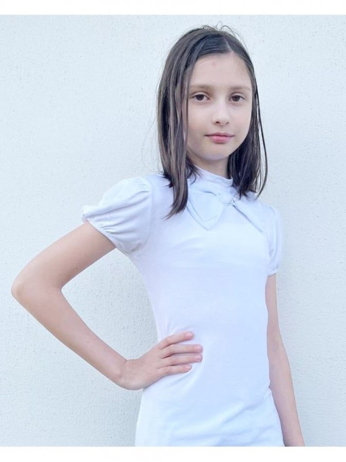 Удобная водолазка (блузка) с коротким рукавом для девочки