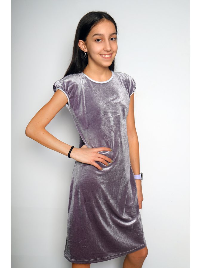 Нарядное бархатное платье для девочки серого цвета